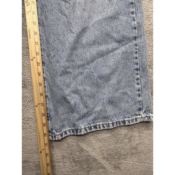 Levi's 94 Baggy Wide Leg Jeans Womens Measured 30x30 Blue Light Wash Distressed - Picture 3 of 9